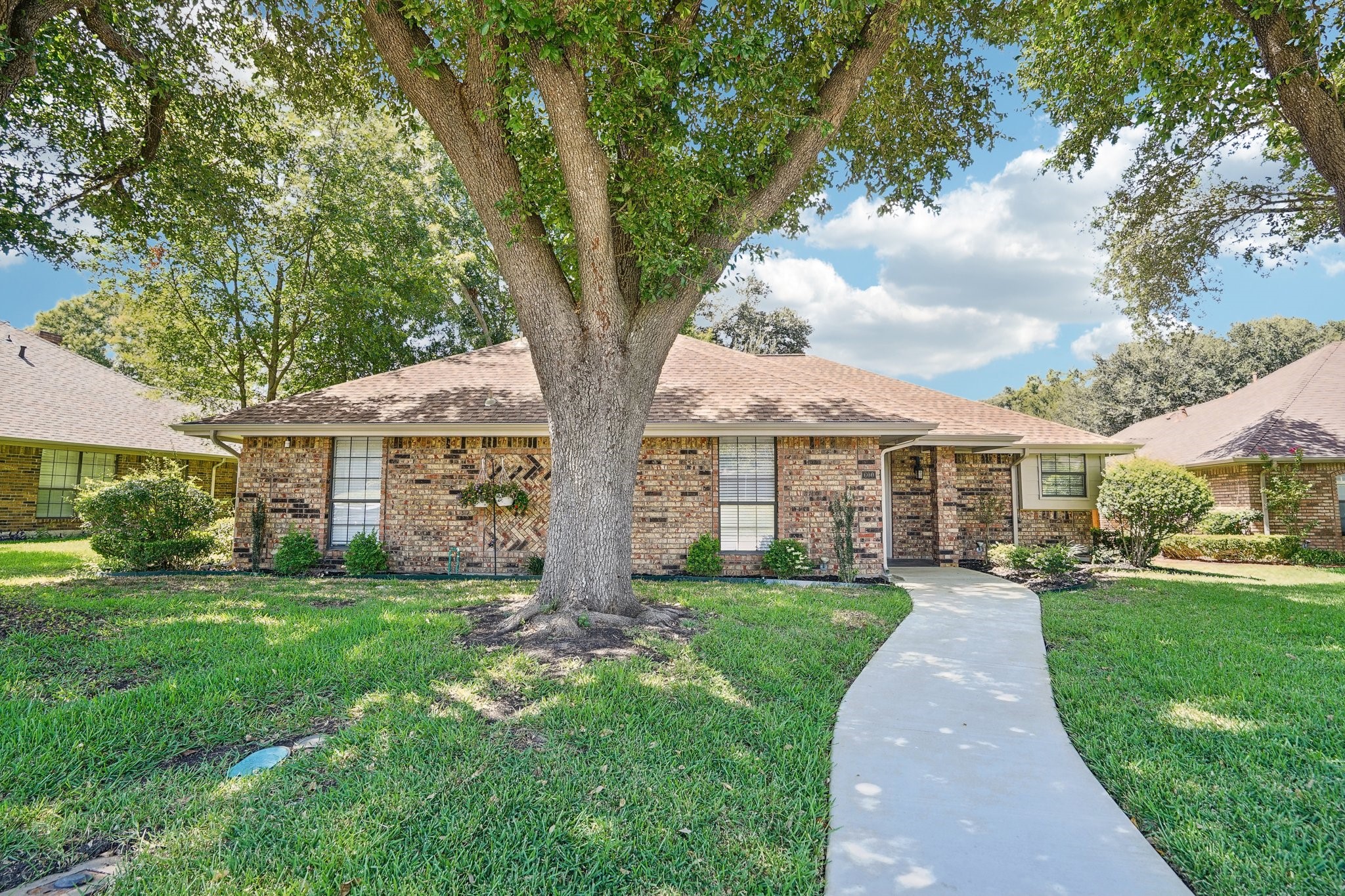 600 Wisterglen Drive Desoto TX 75115