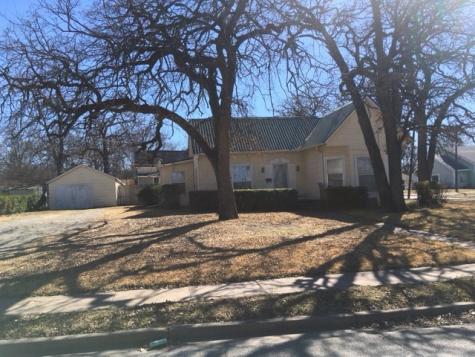 328 W Cherry Street Sherman TX 75090