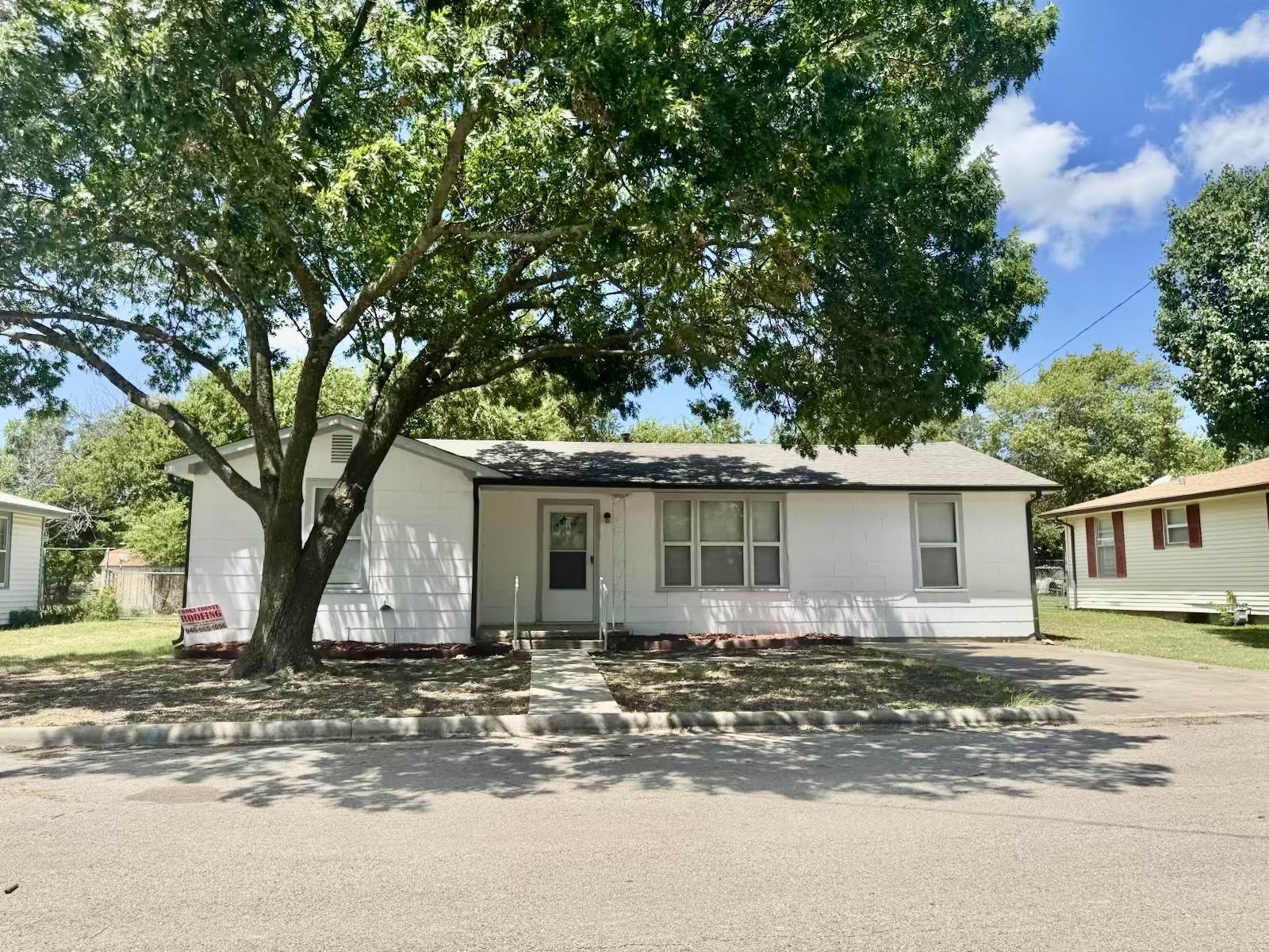 909 N Oak Street Muenster TX 76252