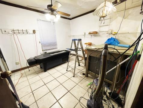 1801 Vine Drive Garland TX 75040