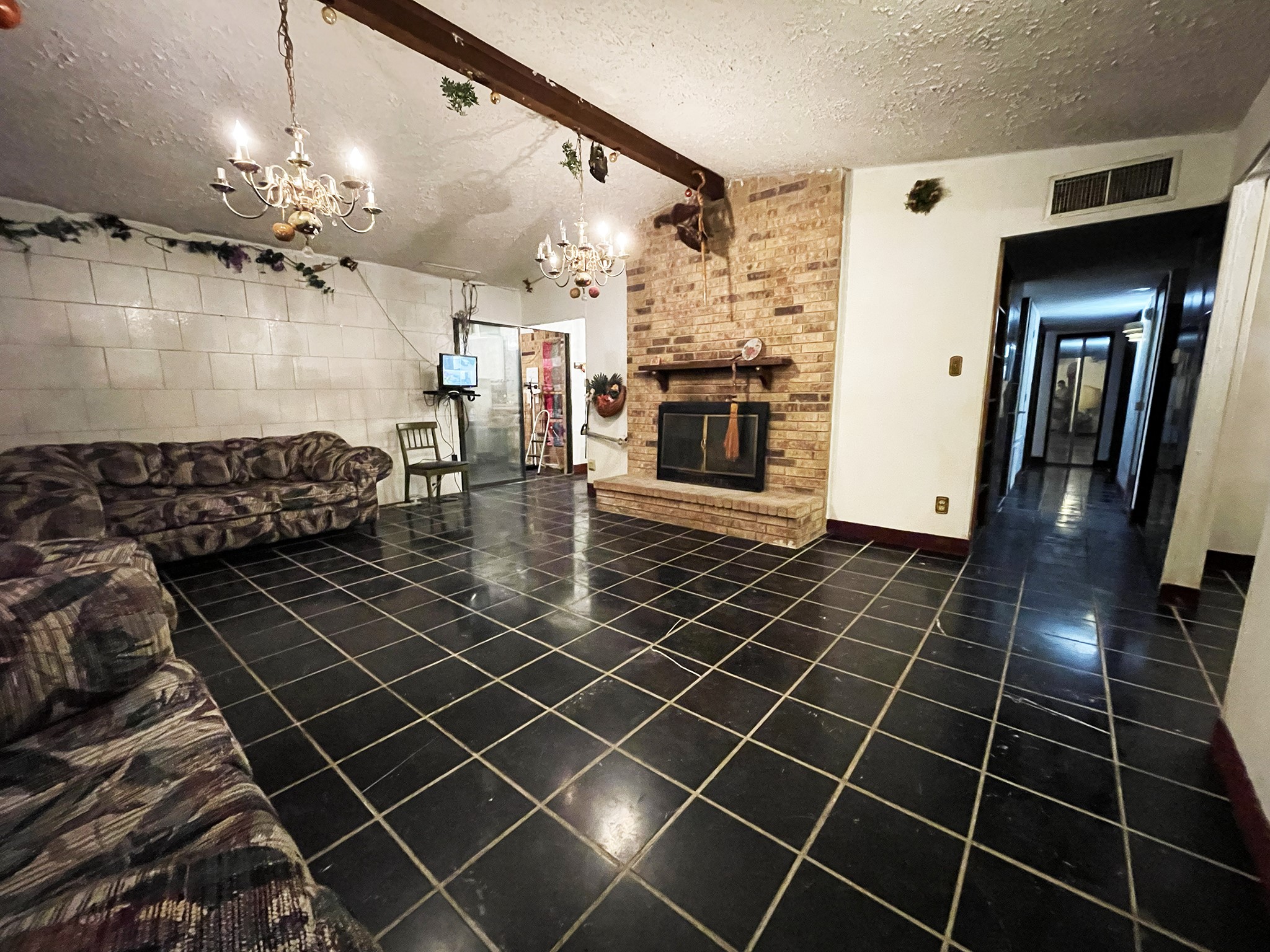 1801 Vine Drive Garland TX 75040