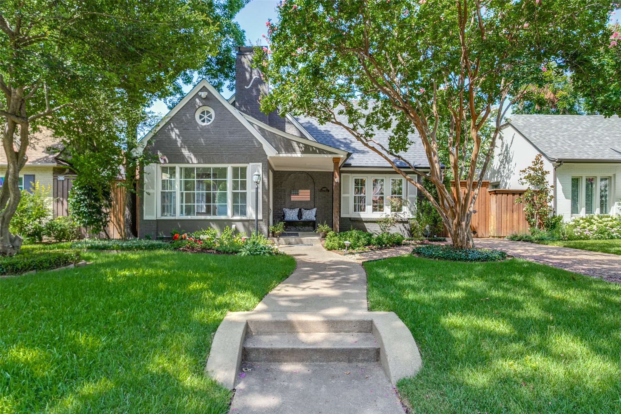 4407 Vandelia Street Dallas TX 75219