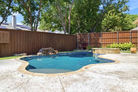 7947 Glade Hill Court Dallas TX 75218