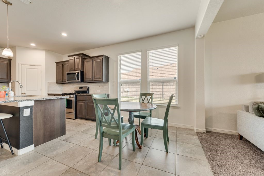 444 Windsail Lane Azle TX 76020