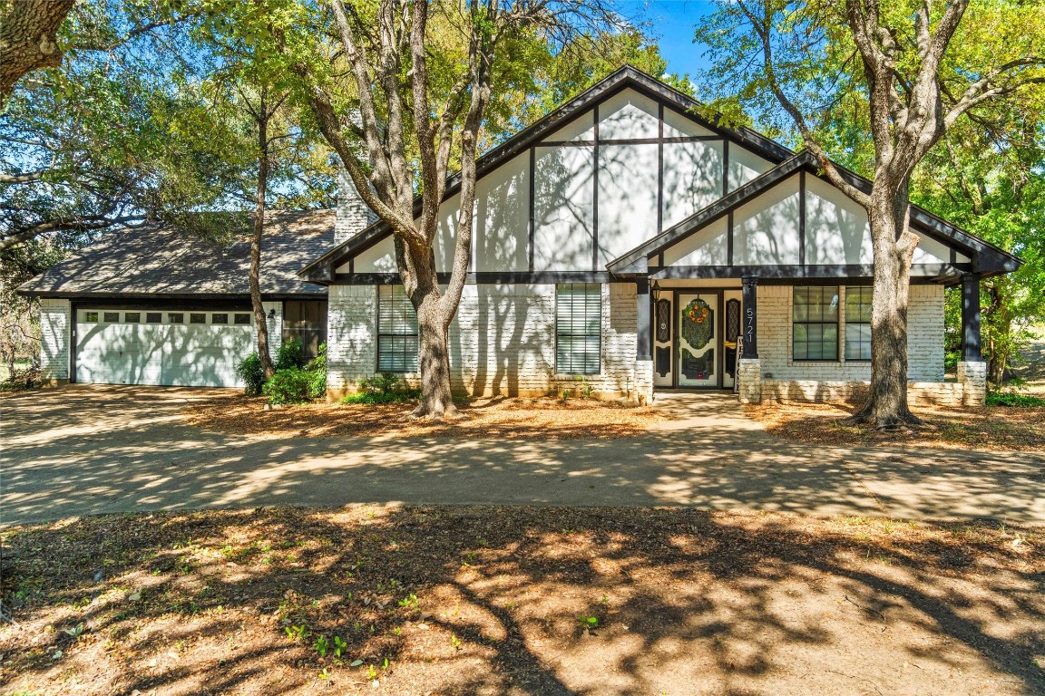 5721 Diamond Oaks Drive S Haltom City TX 76117
