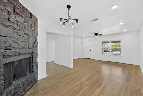102 S Tillery Avenue Dallas TX 75211