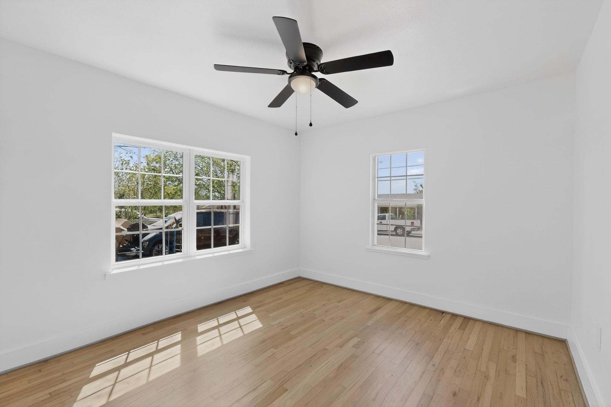 102 S Tillery Avenue Dallas TX 75211