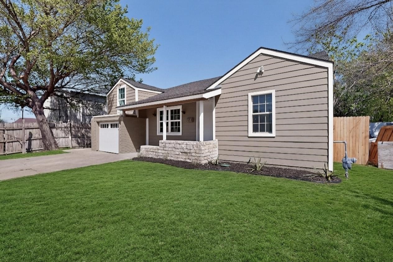 102 S Tillery Avenue Dallas TX 75211
