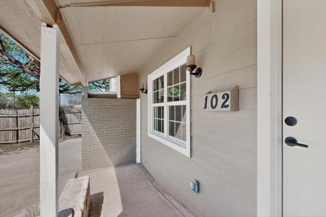 102 S Tillery Avenue Dallas TX 75211