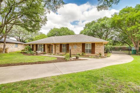 6955 Foxridge Court Fort Worth TX 76133