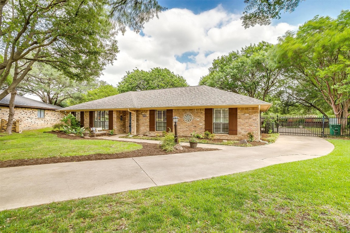 6955 Foxridge Court Fort Worth TX 76133