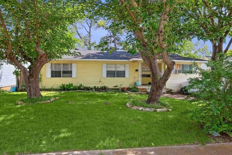 2218 Dennis Street Irving TX 75062