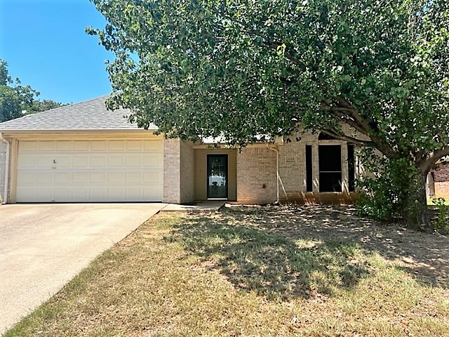 1619 Whiterock Drive Weatherford TX 76086