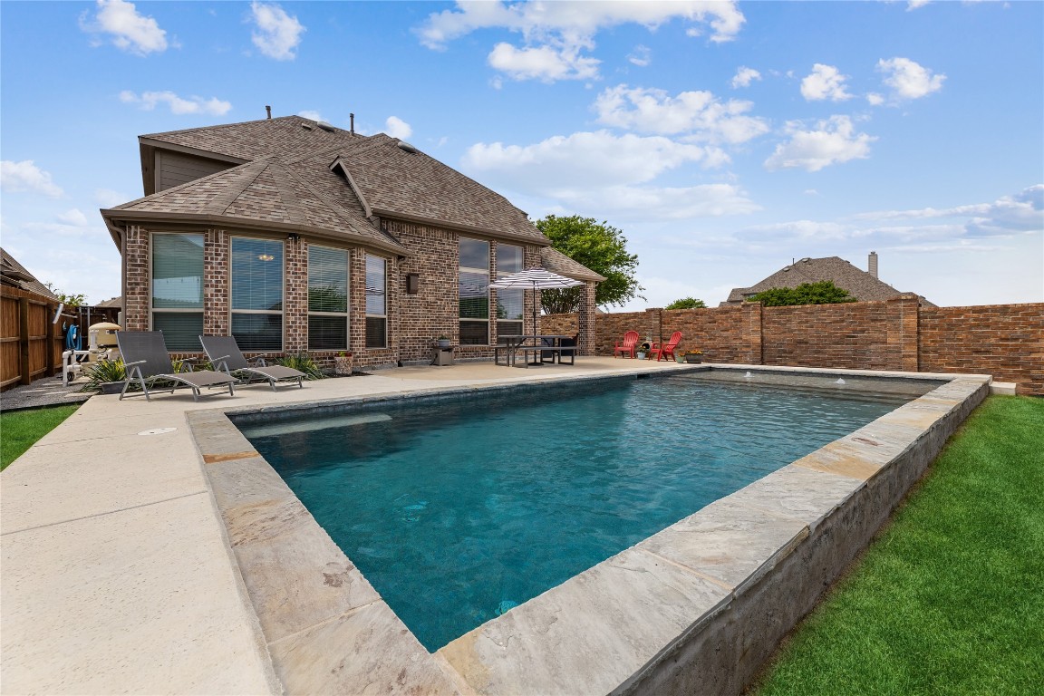 1040 Wedgewood Drive Forney TX 75126