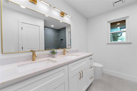 7220 Canongate Drive Dallas TX 75248