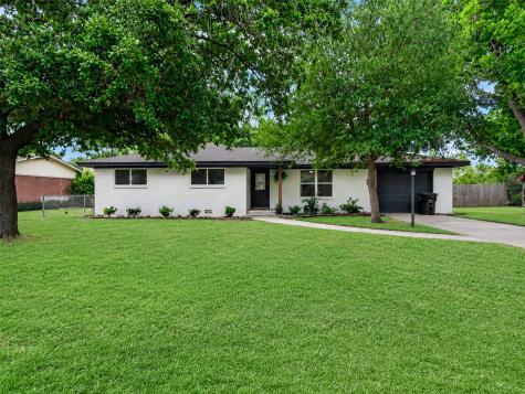 1011 Sheridan Lane Cleburne TX 76033