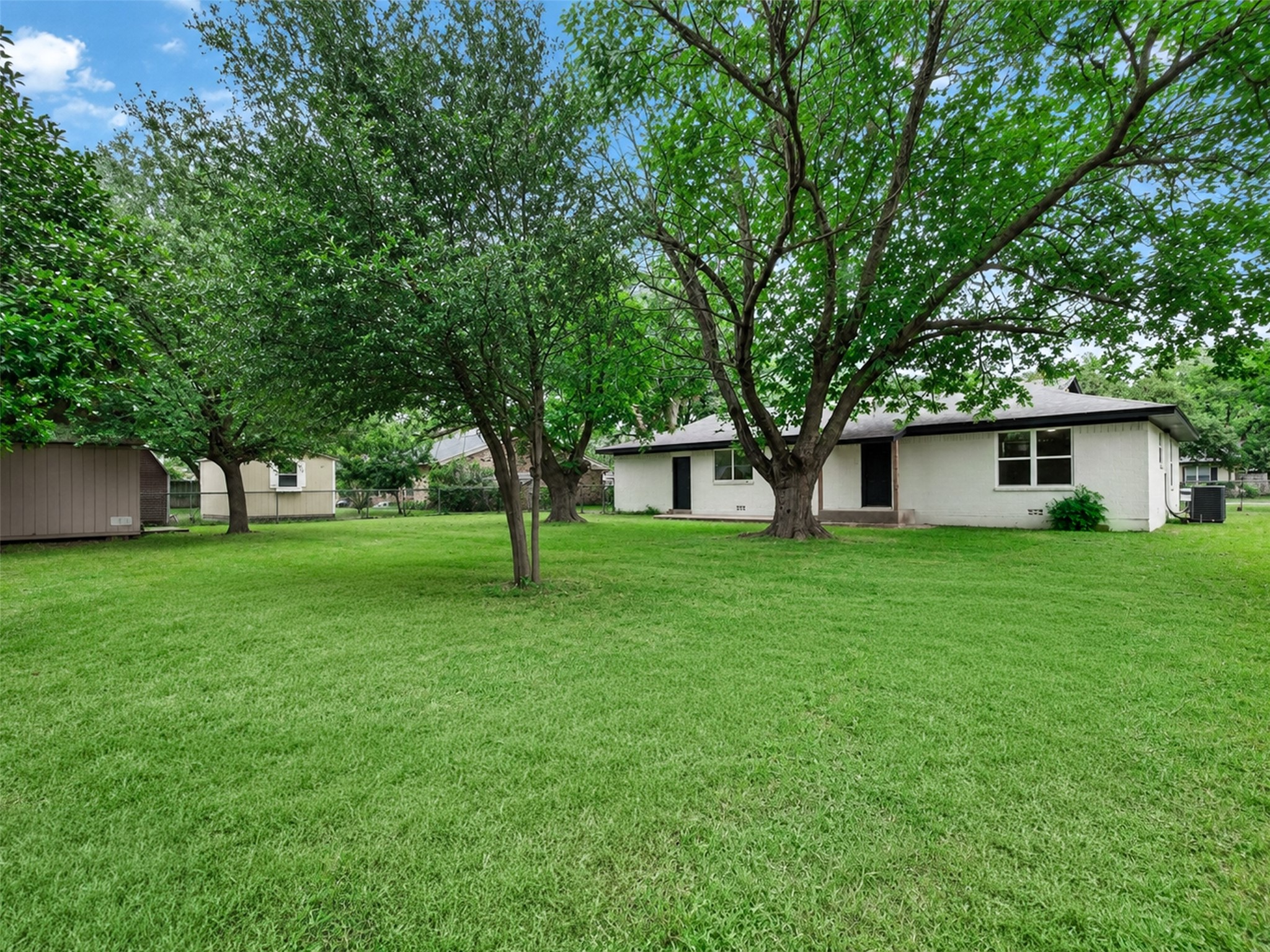 1011 Sheridan Lane Cleburne TX 76033