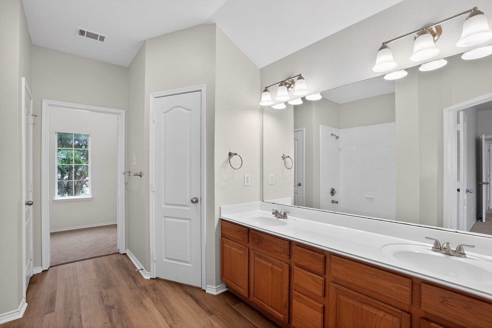 649 Nemitz Street Crowley TX 76036