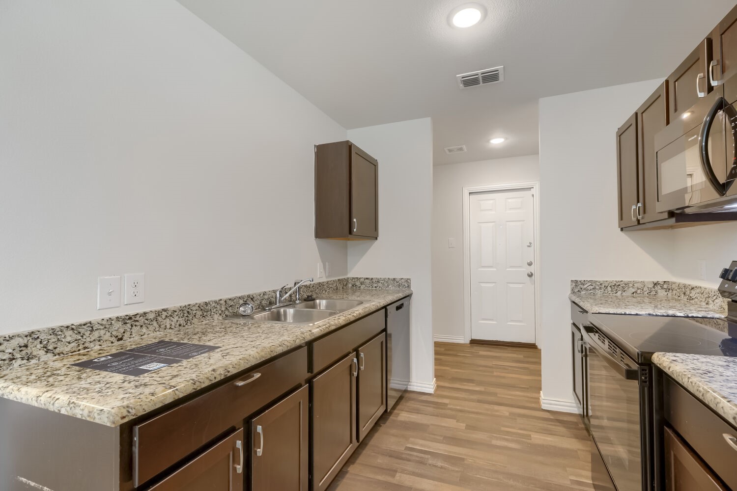 426 E Monterey Street Denison TX 75021