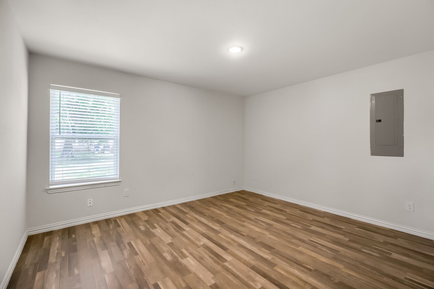 426 E Monterey Street Denison TX 75021