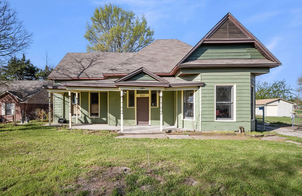 501 S Boyce Drive Garrett TX 75119
