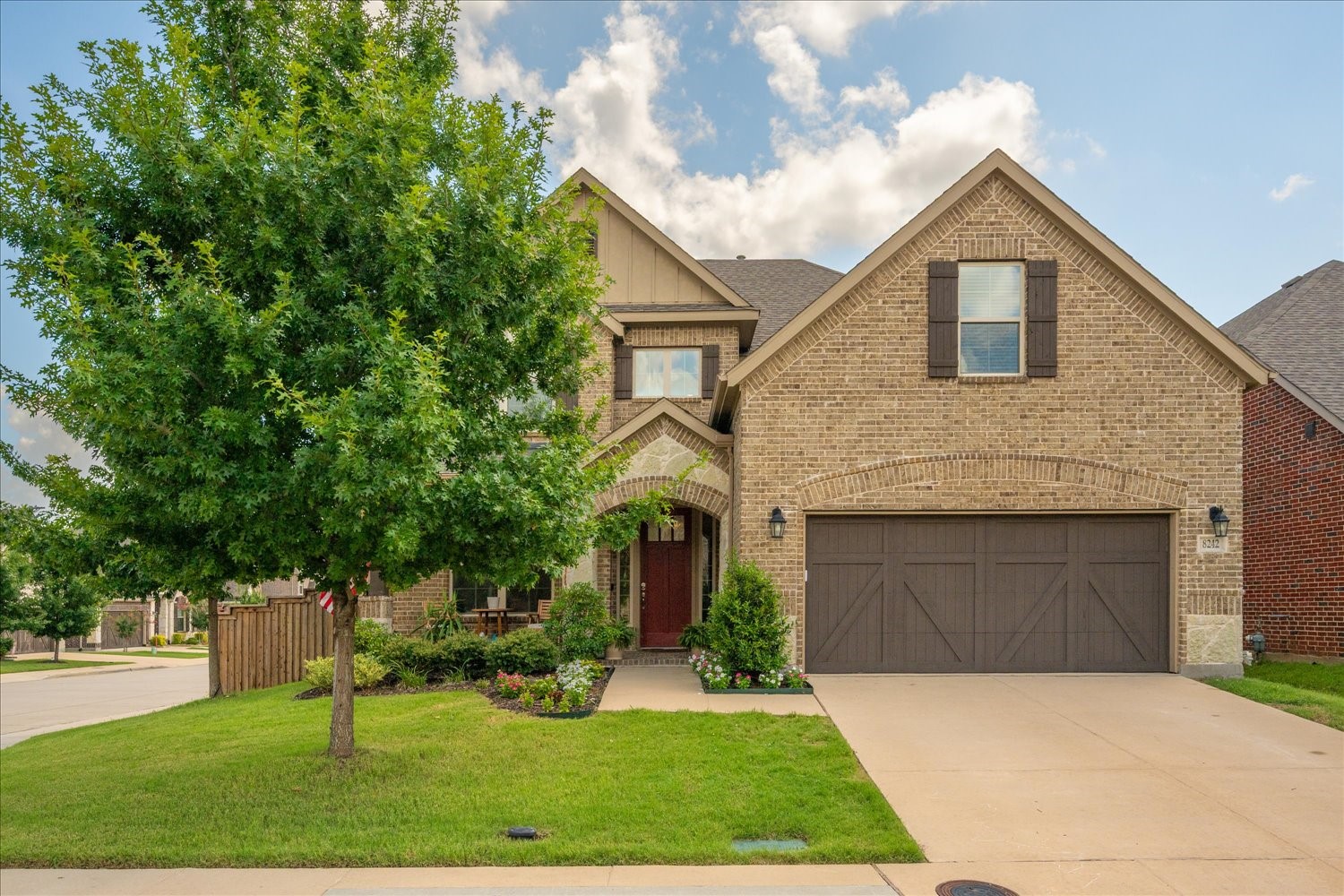8242 Horsetail Court Dallas TX 75252