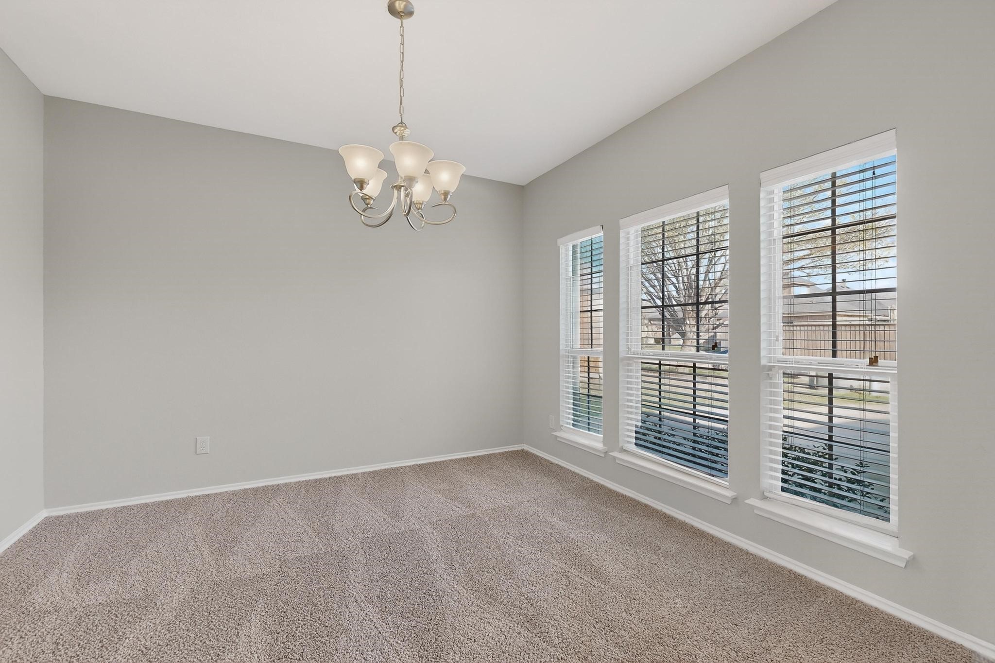 228 Bob White Drive Red Oak TX 75154