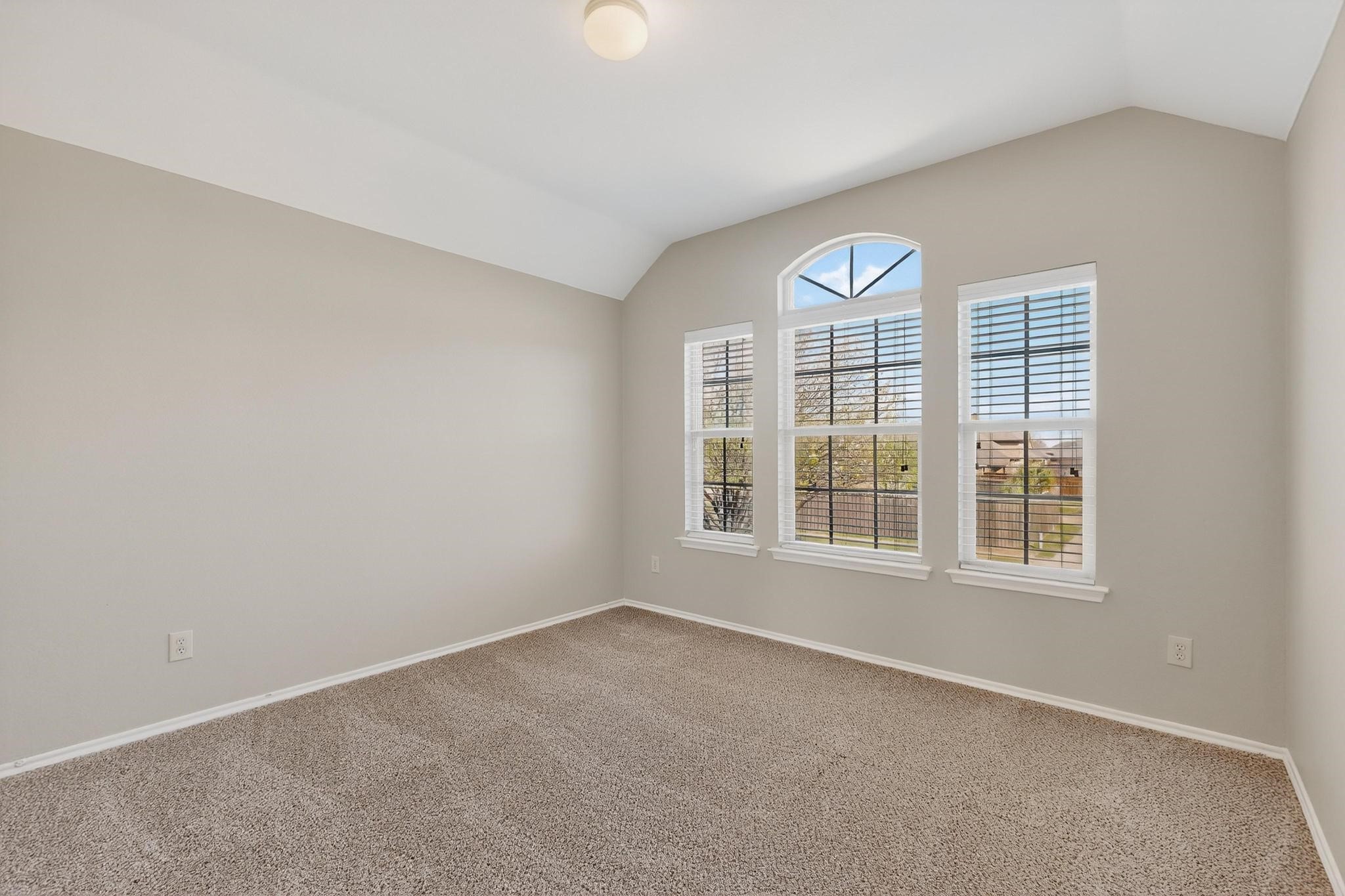 228 Bob White Drive Red Oak TX 75154