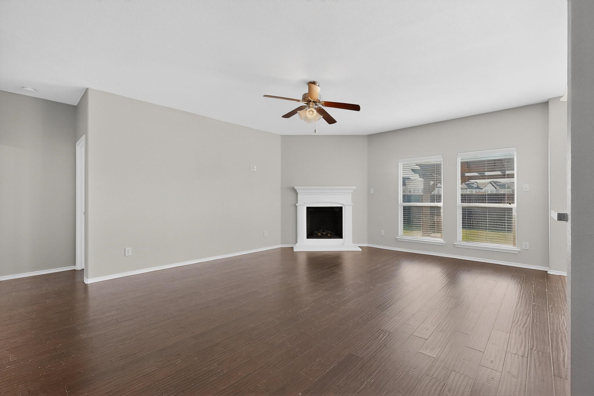 228 Bob White Drive Red Oak TX 75154