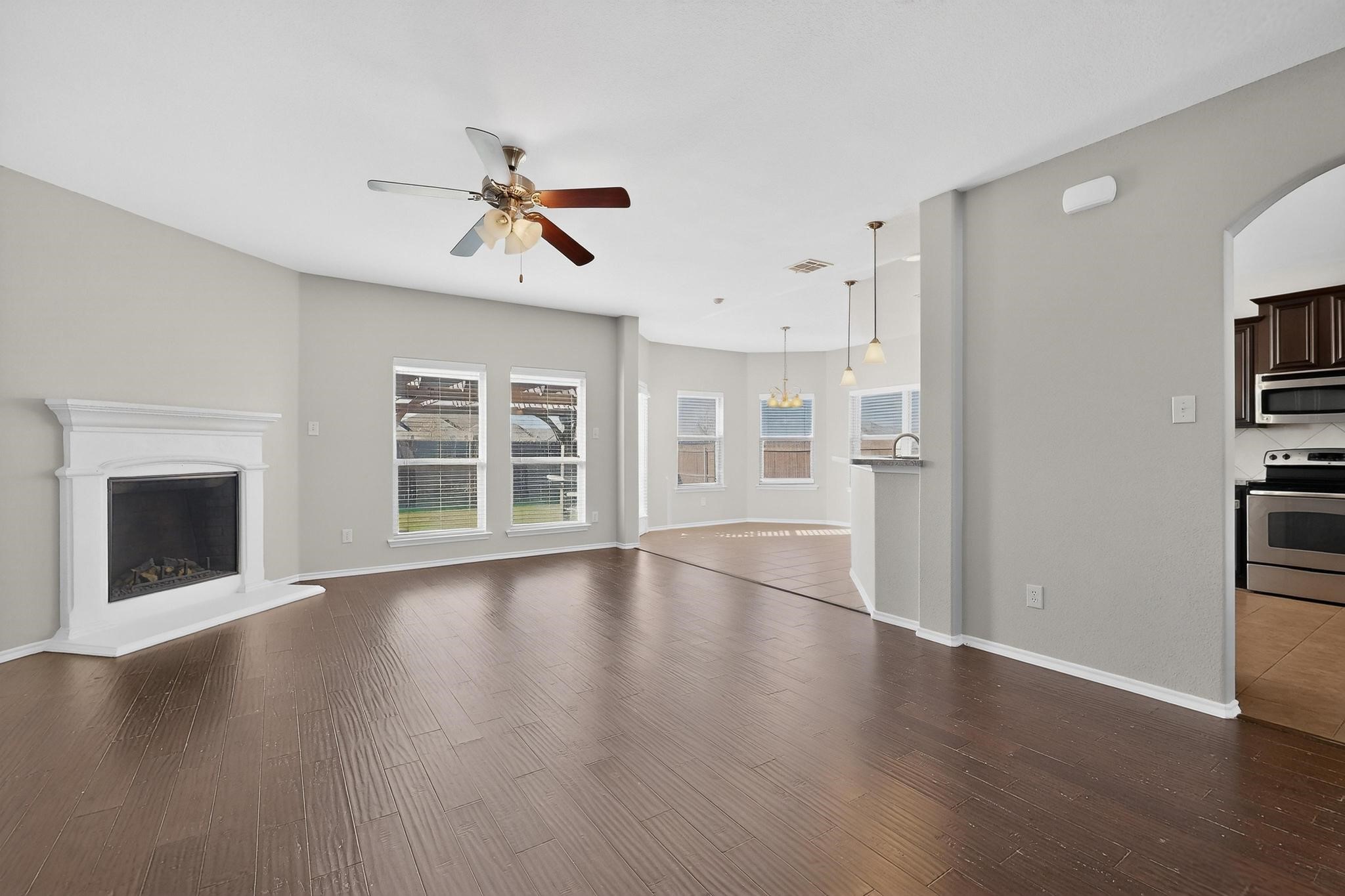 228 Bob White Drive Red Oak TX 75154