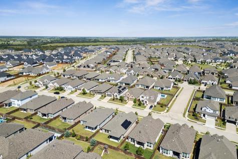 4105 Silver Spur Court Aubrey TX 76227