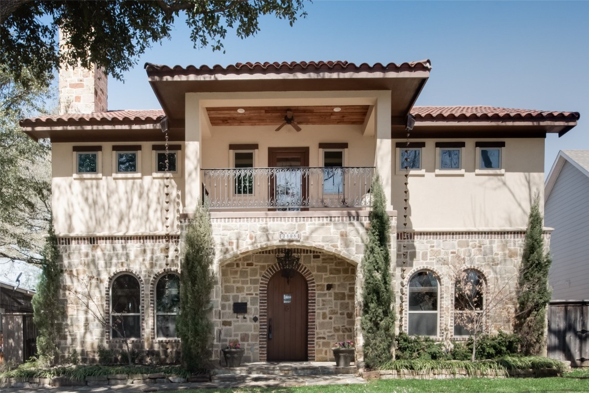 3808 Englewood Lane Fort Worth TX 76107