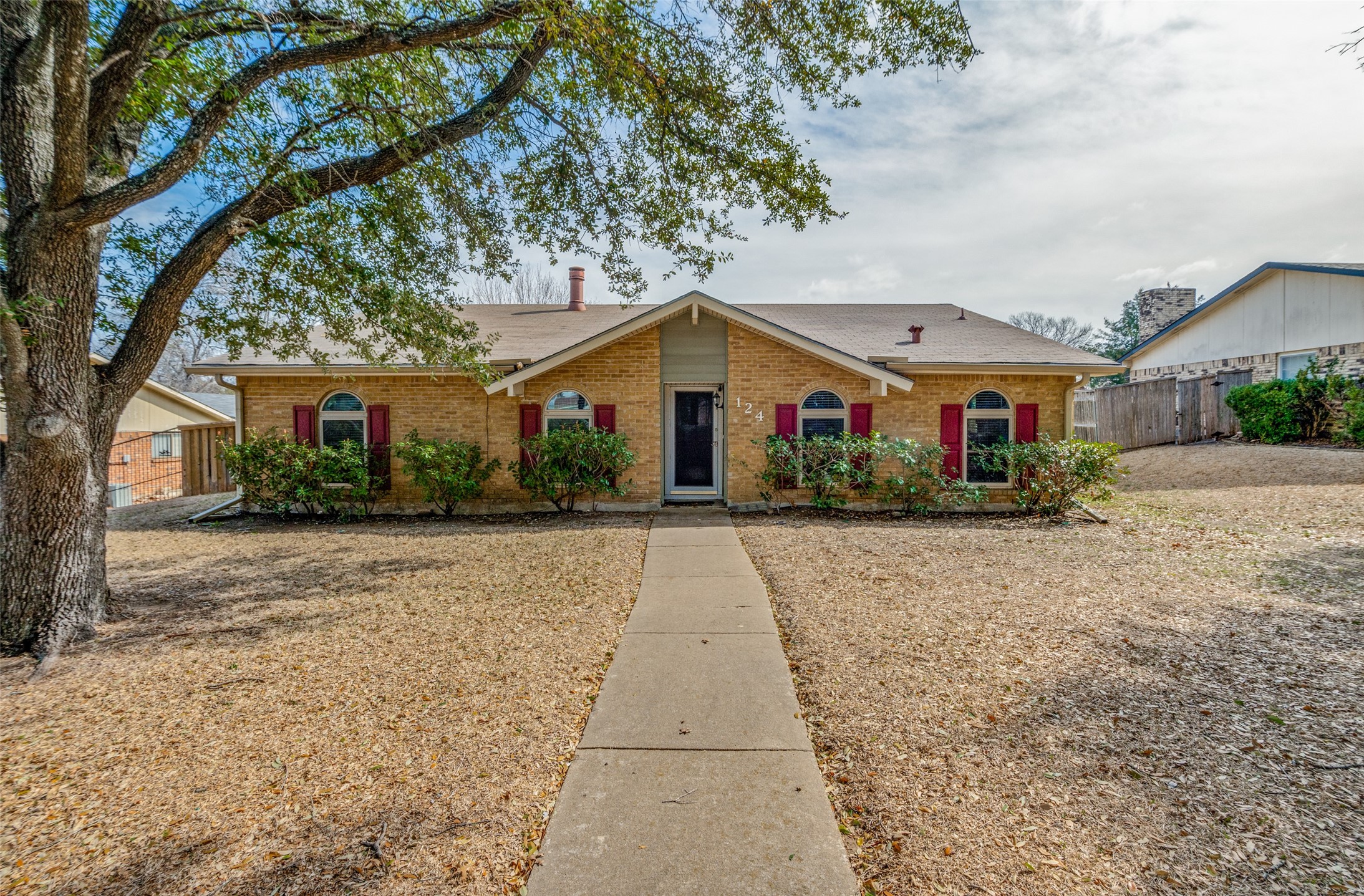 124 Meadowcrest Drive Desoto TX 75115