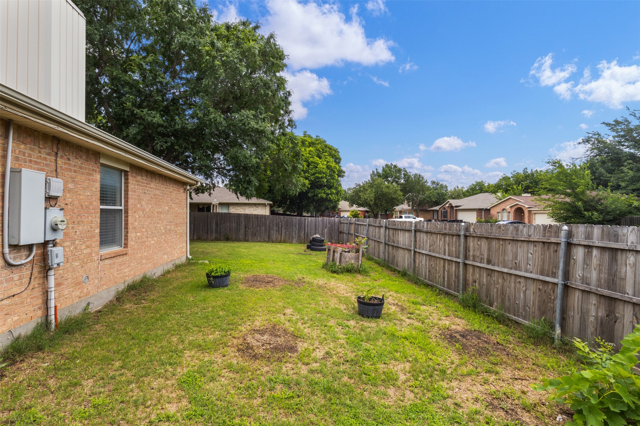 300 Comiskey Court Saginaw TX 76179