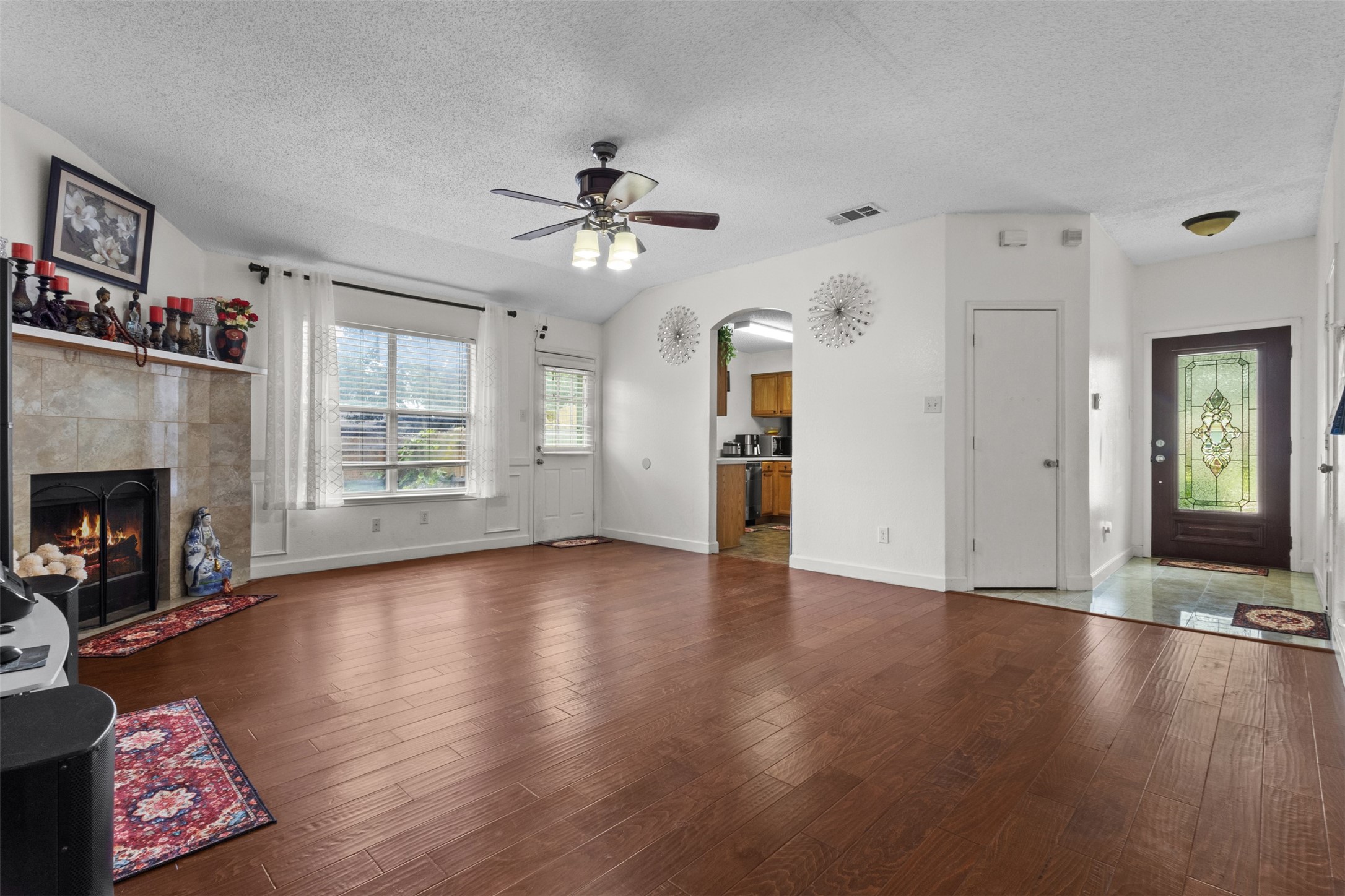 300 Comiskey Court Saginaw TX 76179