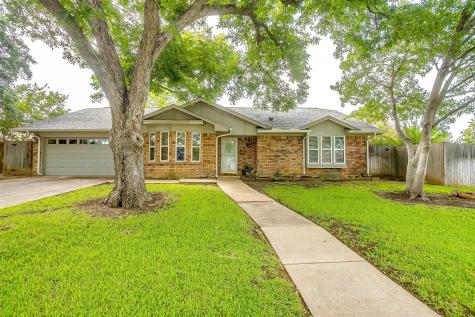 1003 Purdue Drive Arlington TX 76012