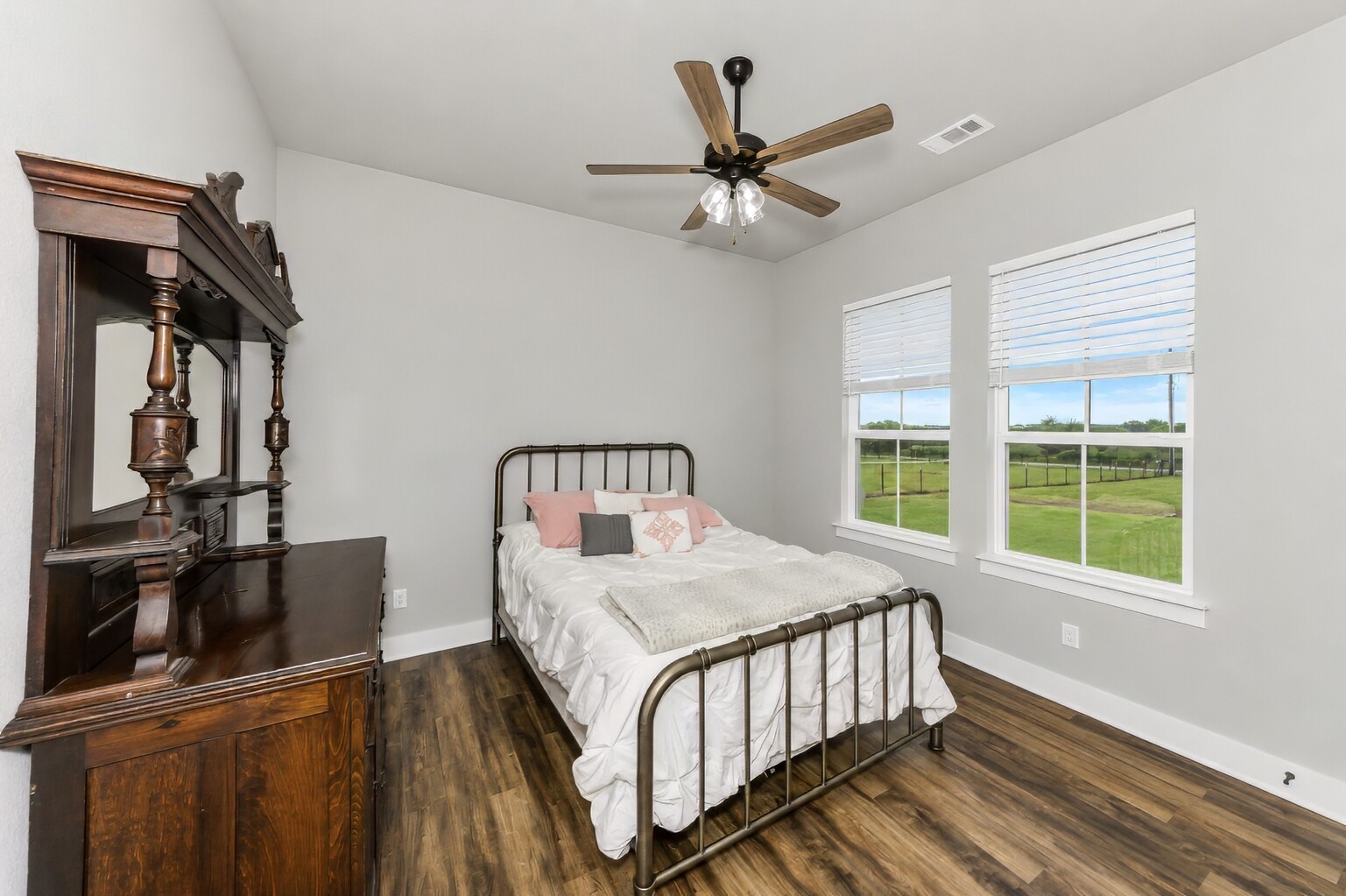 2433 Old Denton Highway Decatur TX 76234