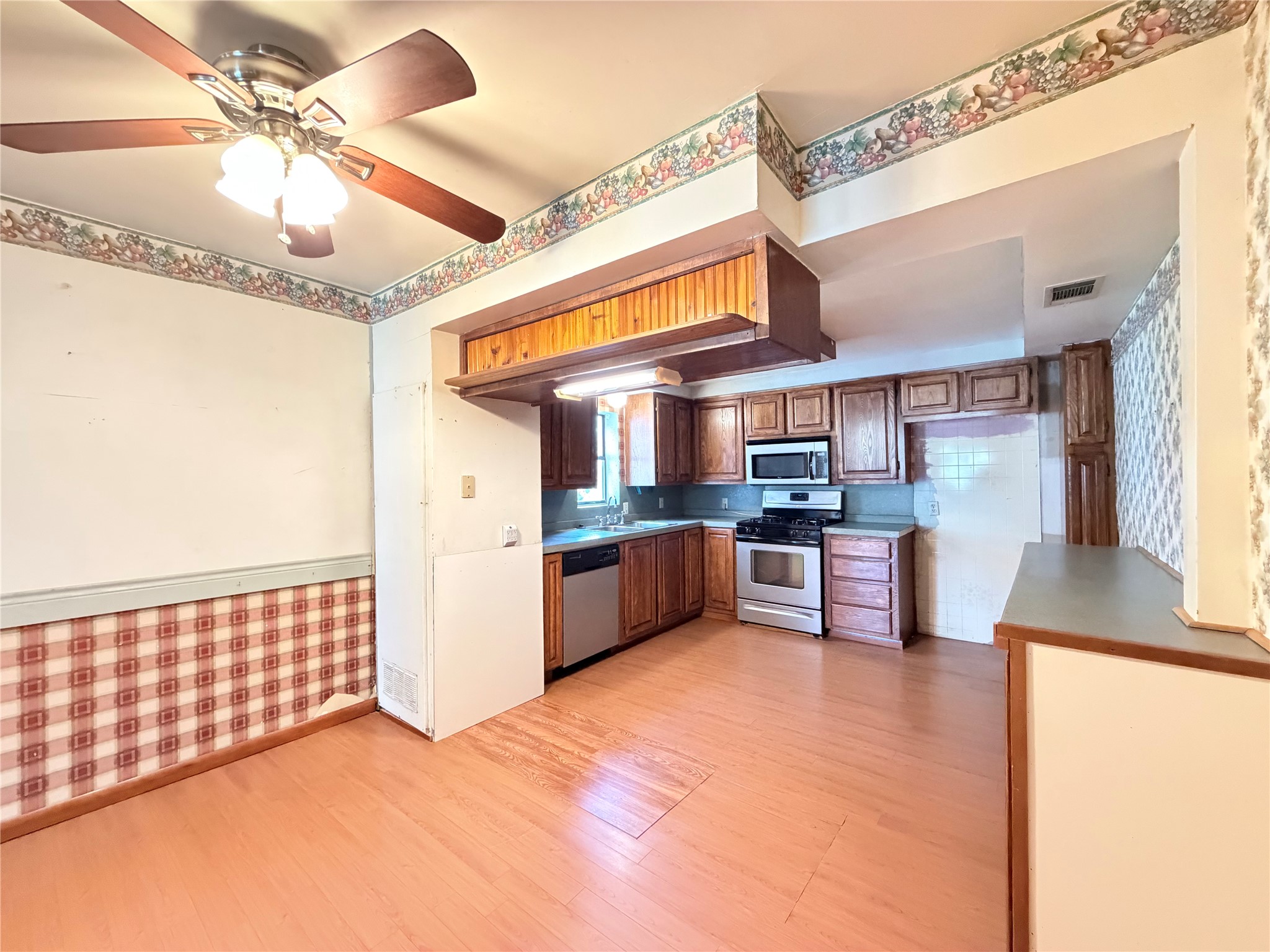403 N Reagan Street Hamilton TX 76531