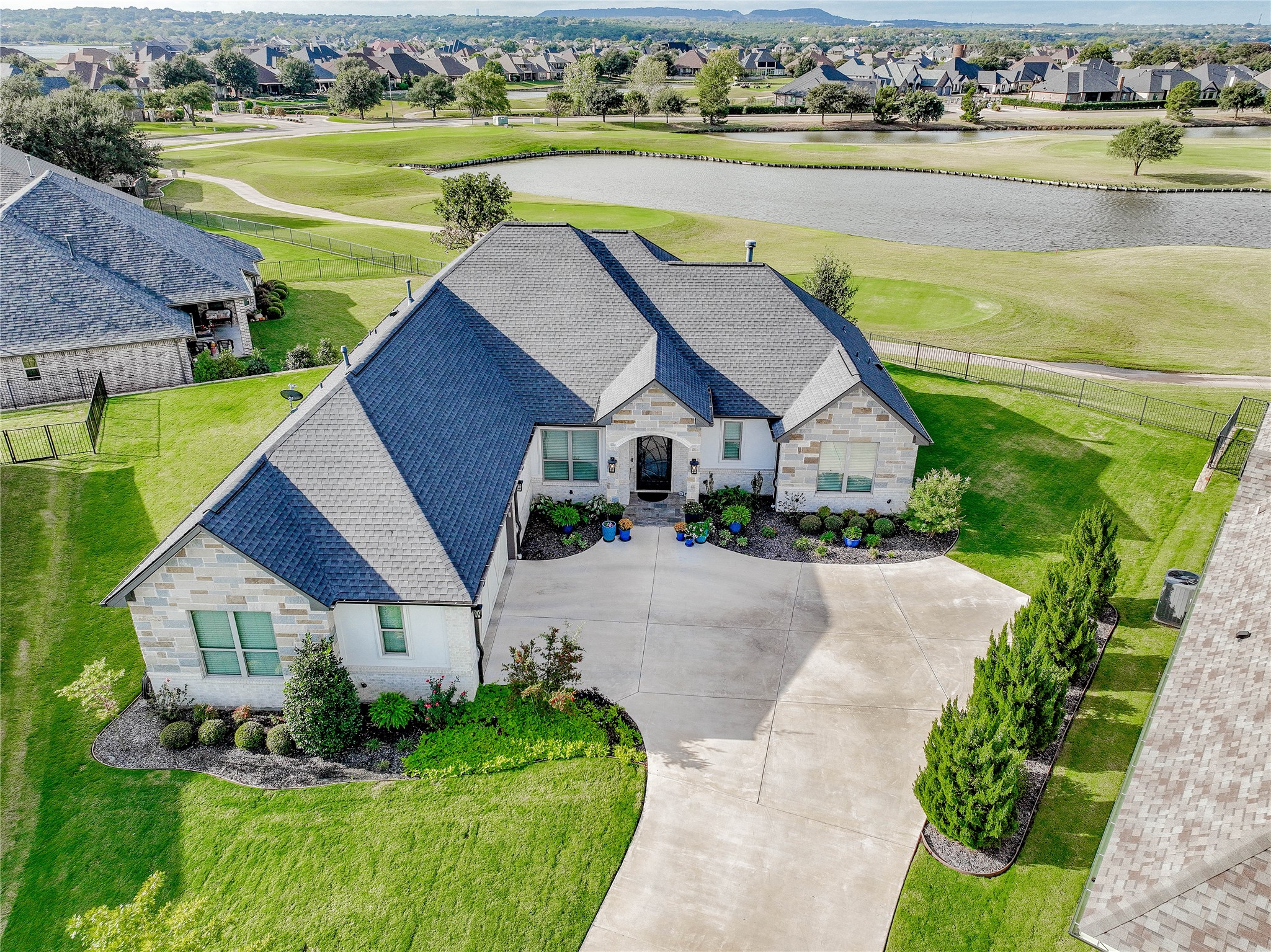 2005 Turnbury Court Granbury TX 76048