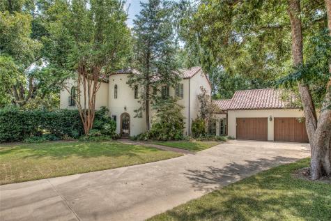 215 Lindenwood Drive Fort Worth TX 76107