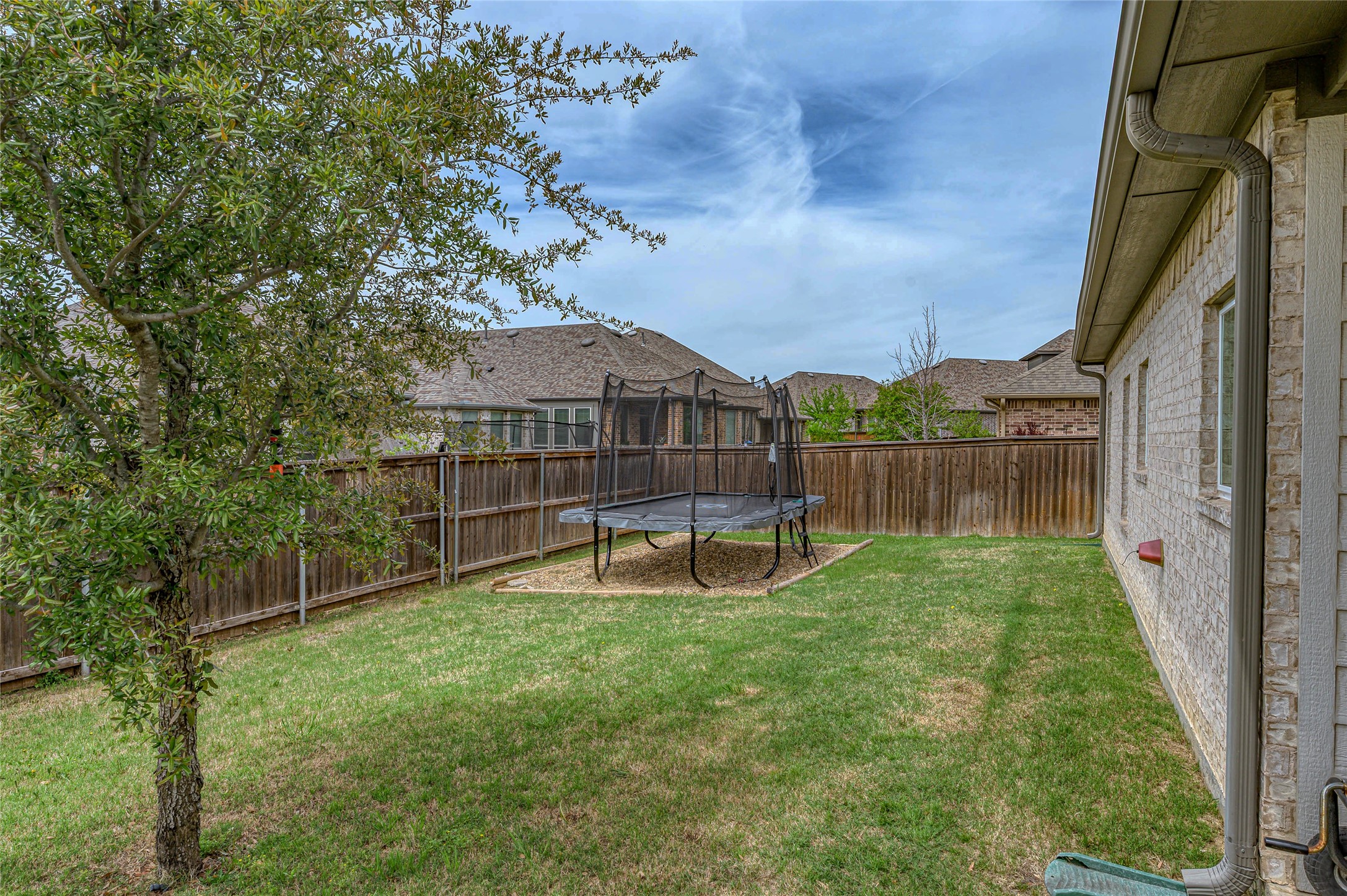 3823 Fawn Meadow Trail Denison TX 75020