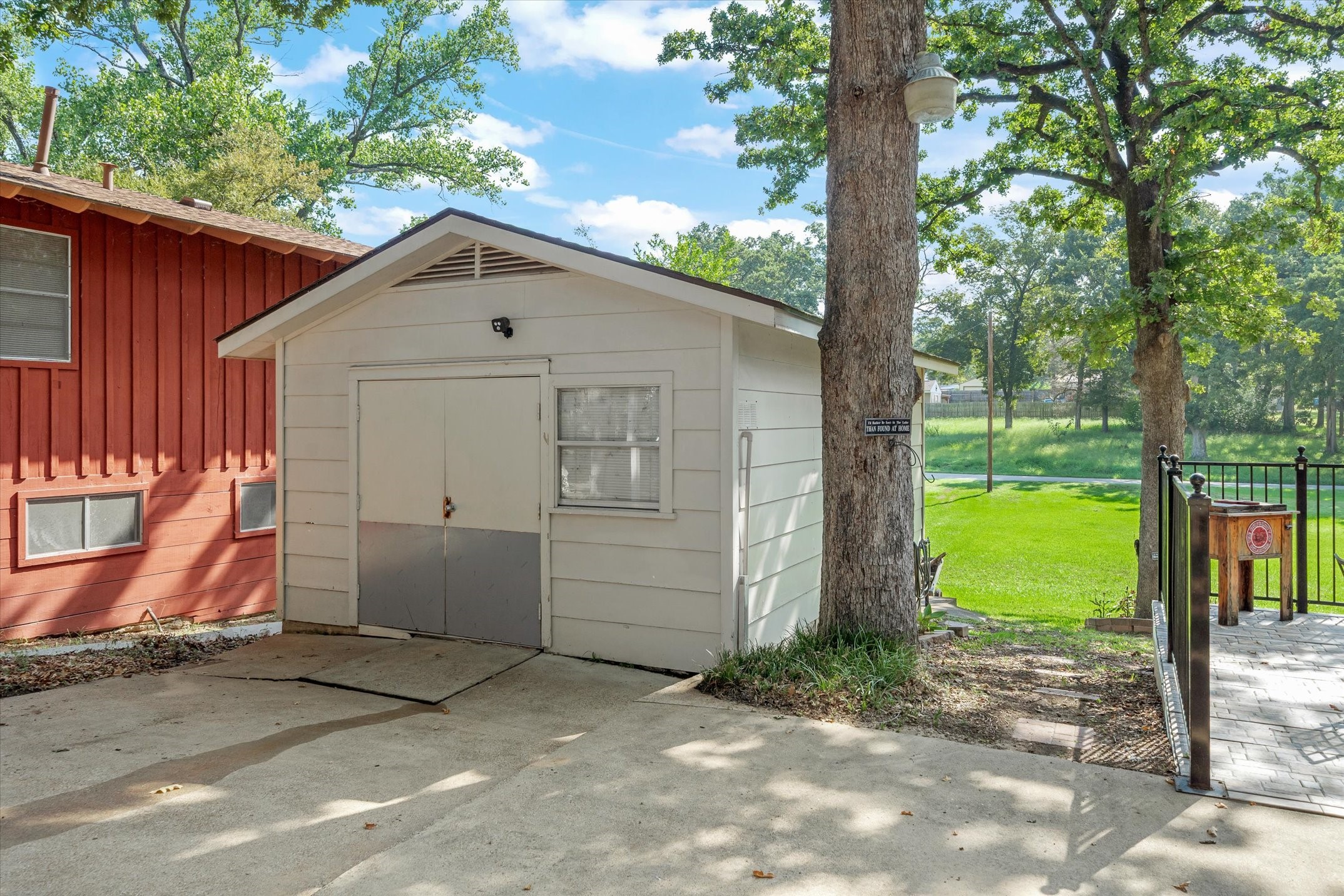 913 Doe Run Road Tool TX 75143