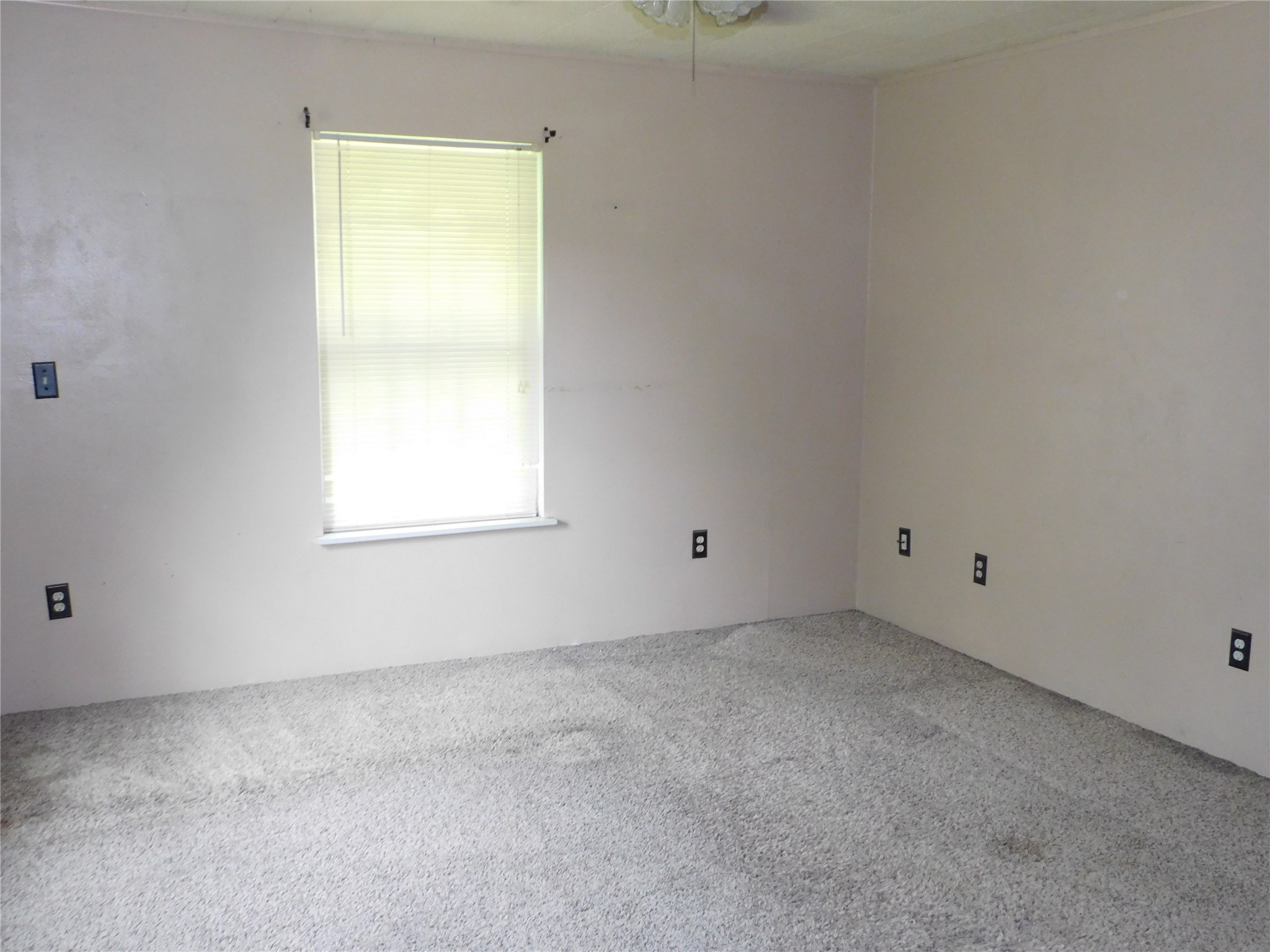 1032 Fm 936 Hubbard TX 76648