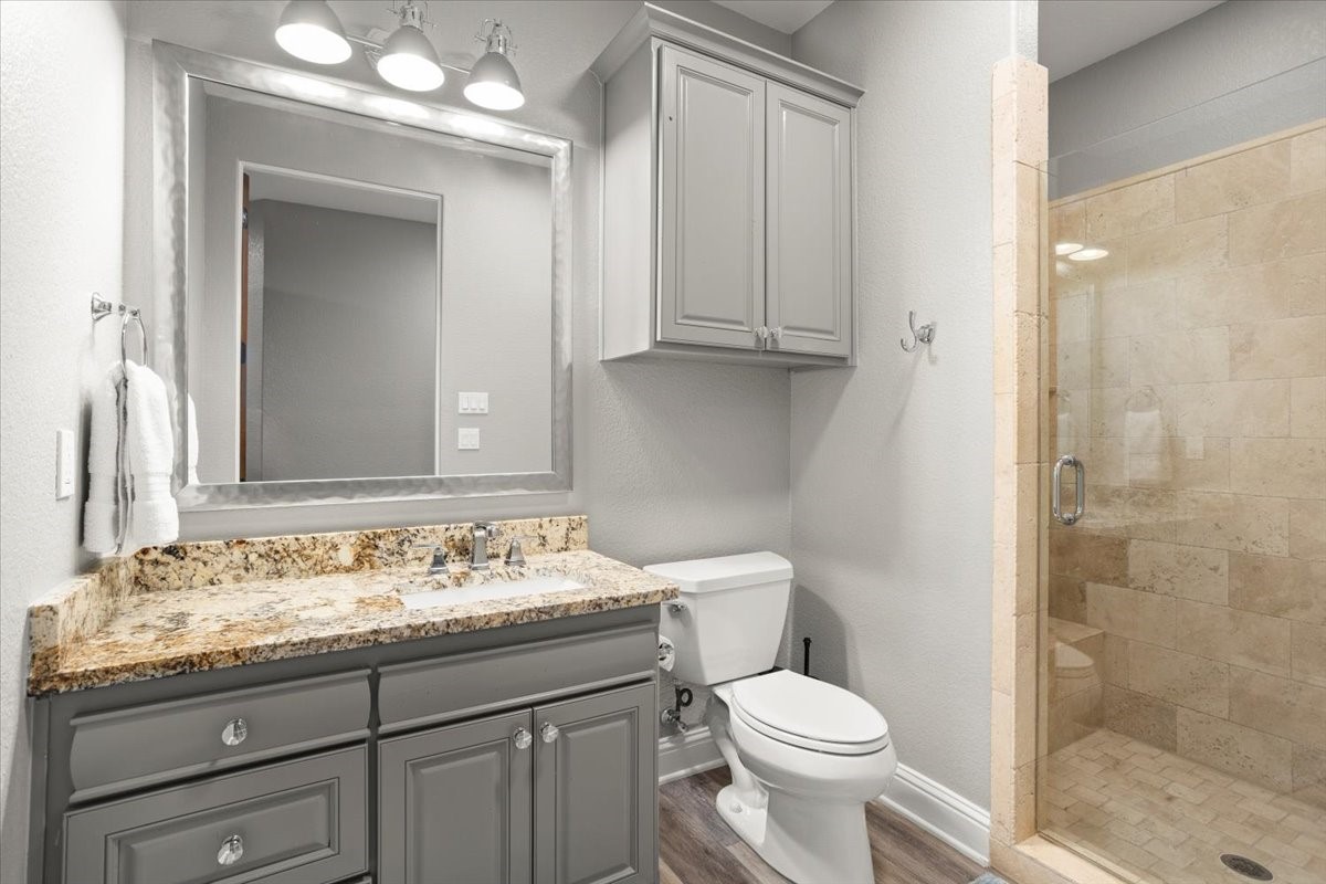 8225 Ashbriar Lane Fort Worth TX 76126