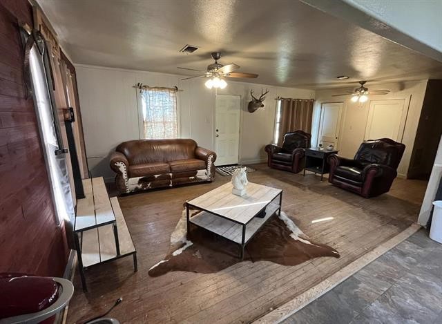 303 W Commerce Richland Springs TX 76871