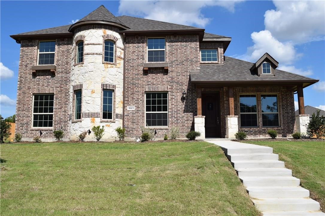 1621 Sagewood Drive Desoto TX 75115
