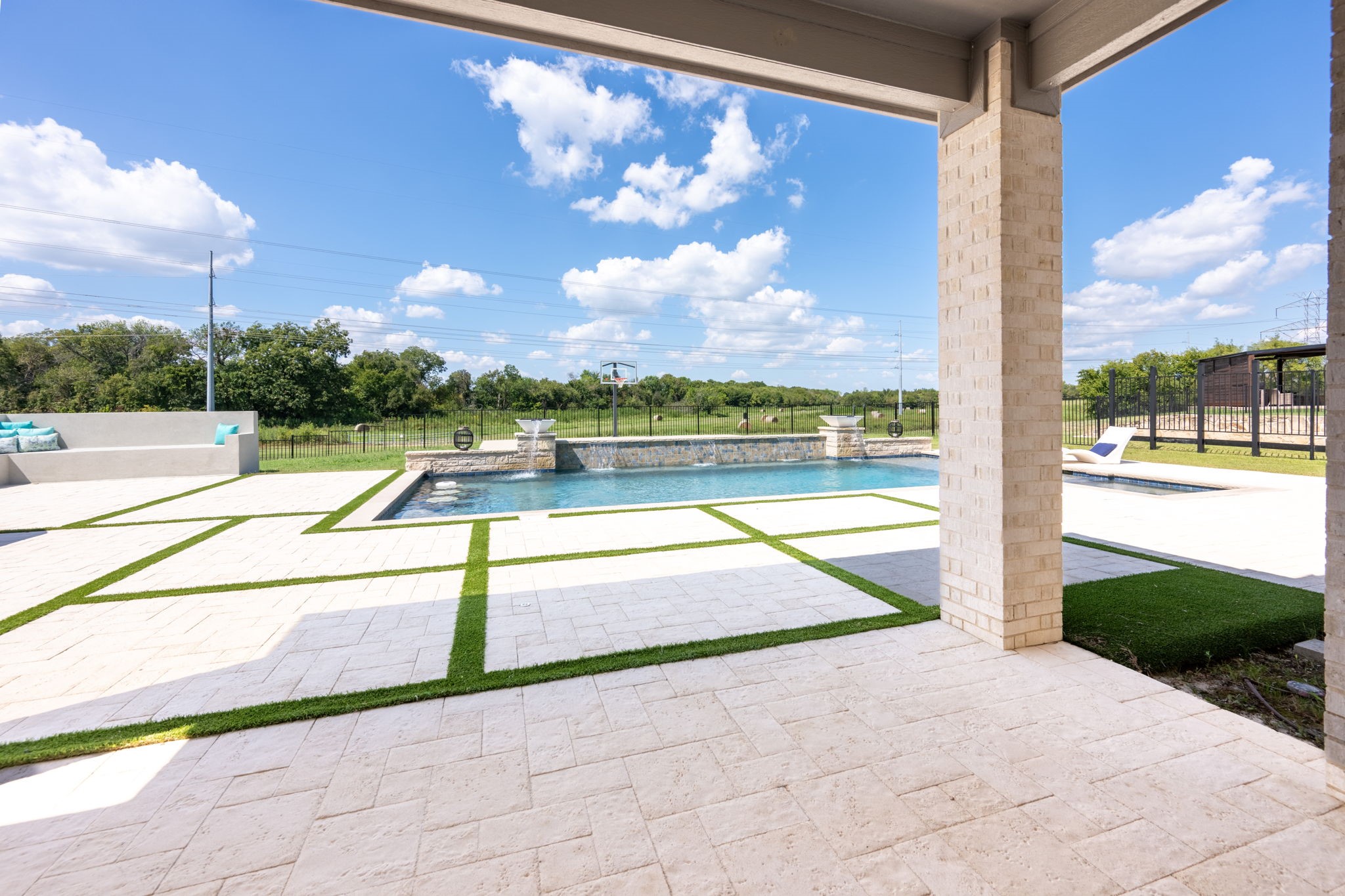 168 Falcon Point Drive Heath TX 75032