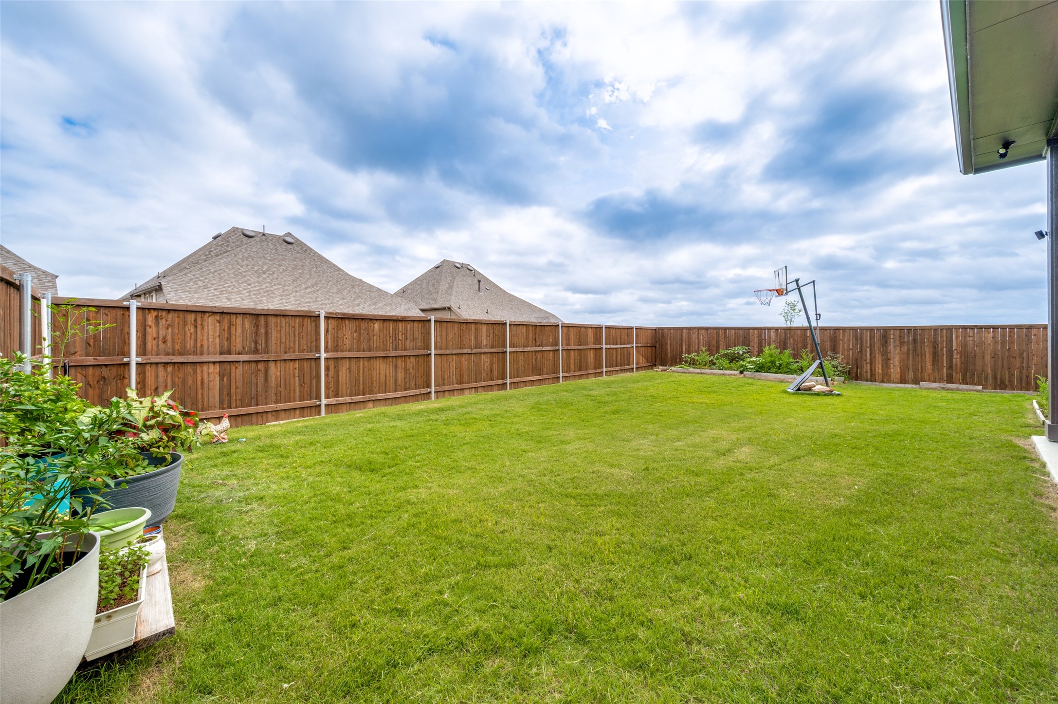 1717 Buttercup Avenue Aubrey TX 76227