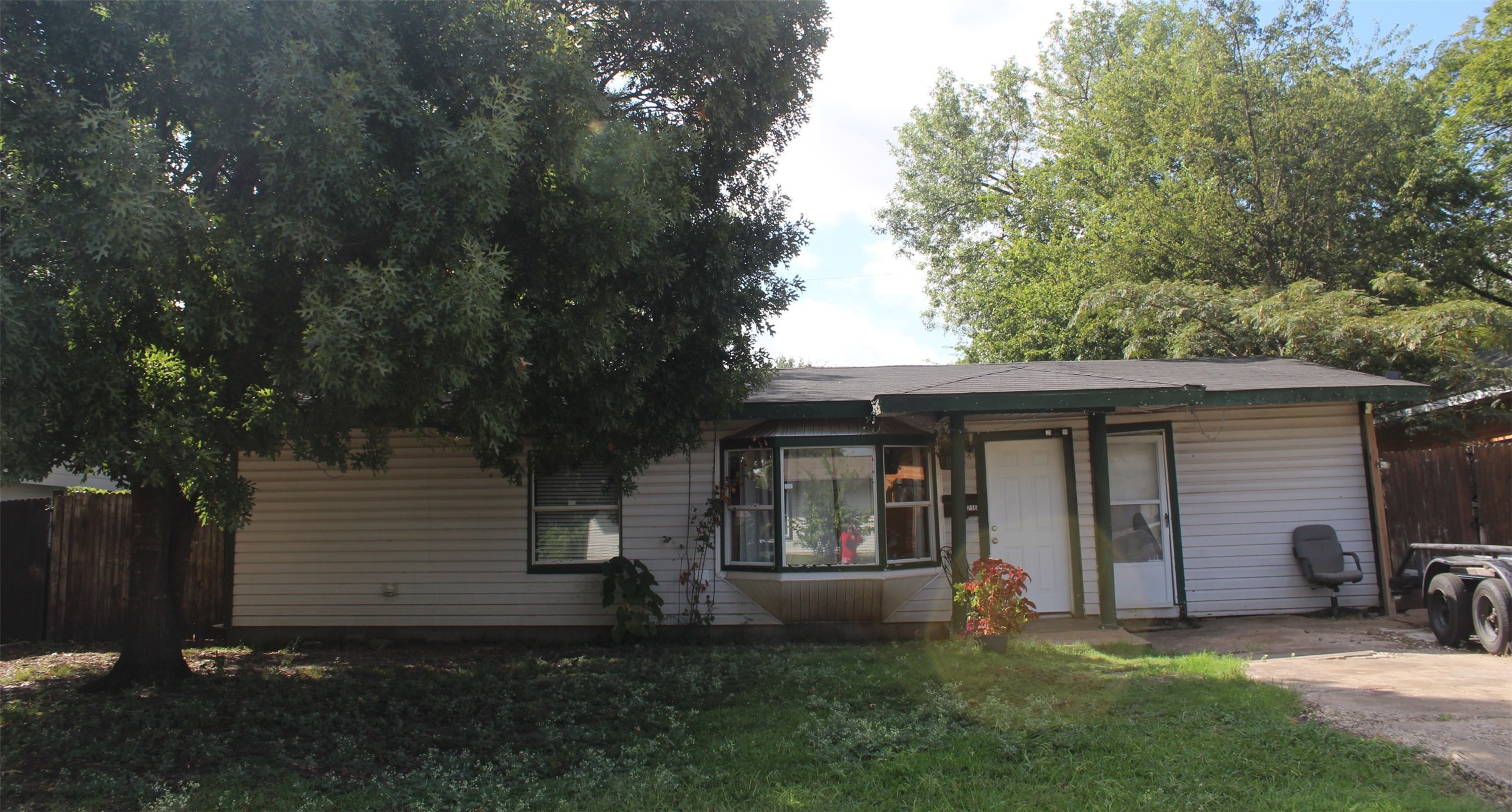 216 Alto Drive Garland TX 75040