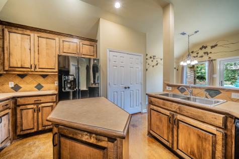 3819 Monte Carlo Lane Denton TX 76210